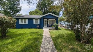 913 Carver Street, Savannah, GA 31415