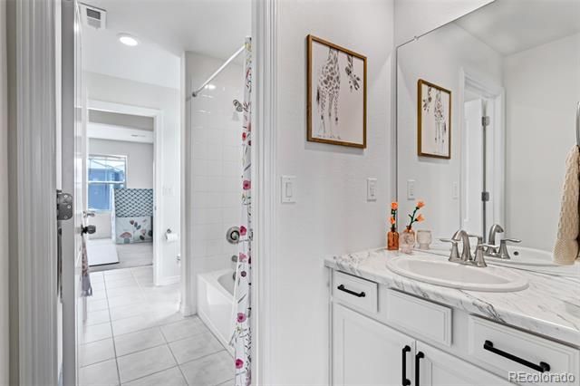 16263 Mount Mestas Way, Broomfield, CO 80023