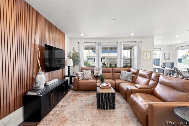 16263 Mount Mestas Way, Broomfield, CO 80023