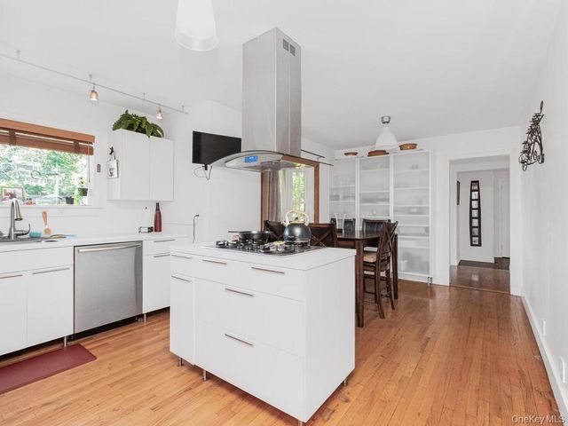 35 Barnard Road, New Rochelle, NY 10801