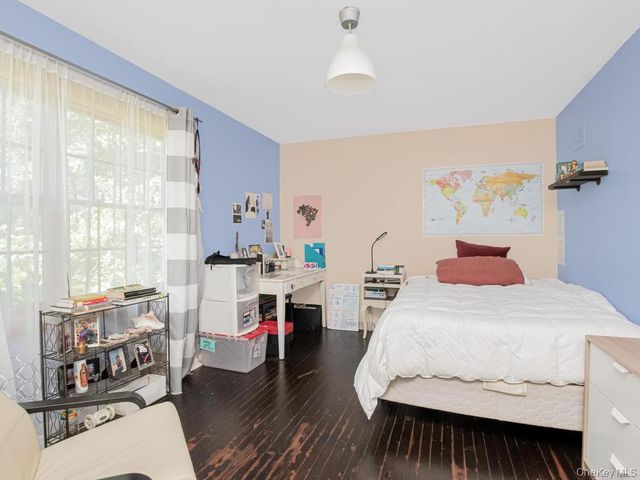 35 Barnard Road, New Rochelle, NY 10801