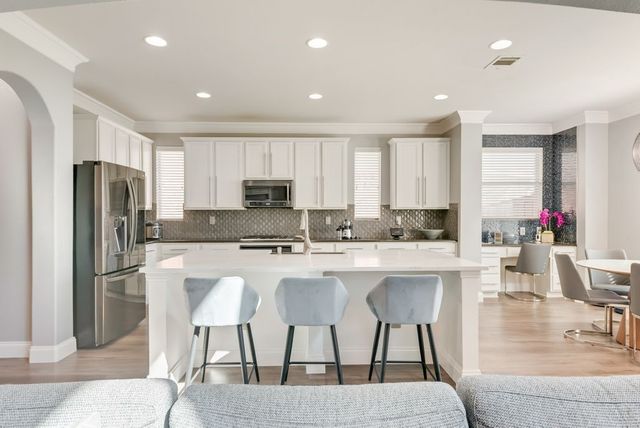 2335 Clark Trail, Grand Prairie, TX 75052