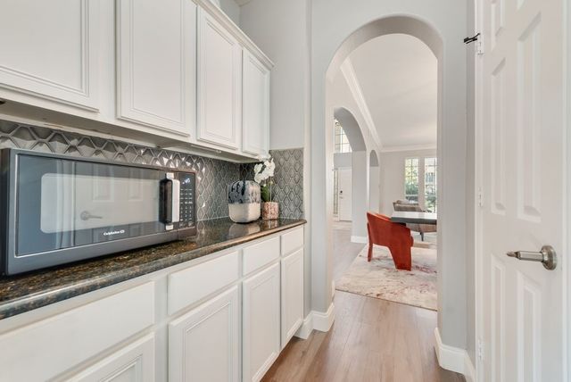 2335 Clark Trail, Grand Prairie, TX 75052