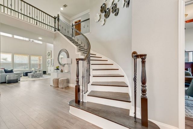 2335 Clark Trail, Grand Prairie, TX 75052