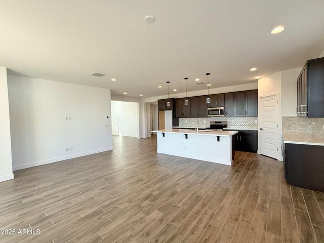 10203 W Crittenden Lane, Avondale, AZ 85392