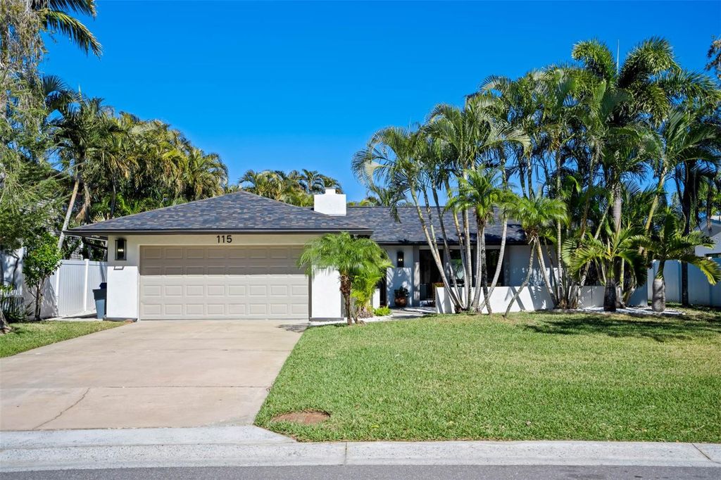 115 13TH STREET, Belleair Beach, FL 33786