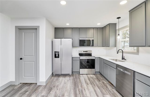 1194 Marathon Drive, Foristell, MO 63348