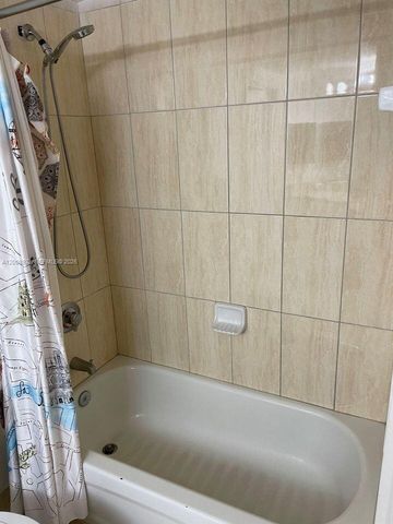 1750 N Bayshore Dr 2514, Miami, FL 33132