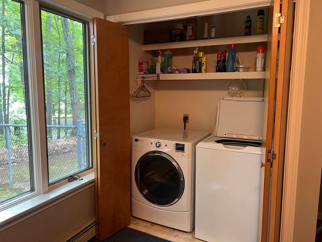 1 Great Hill Drive, Newmarket, NH 03857
