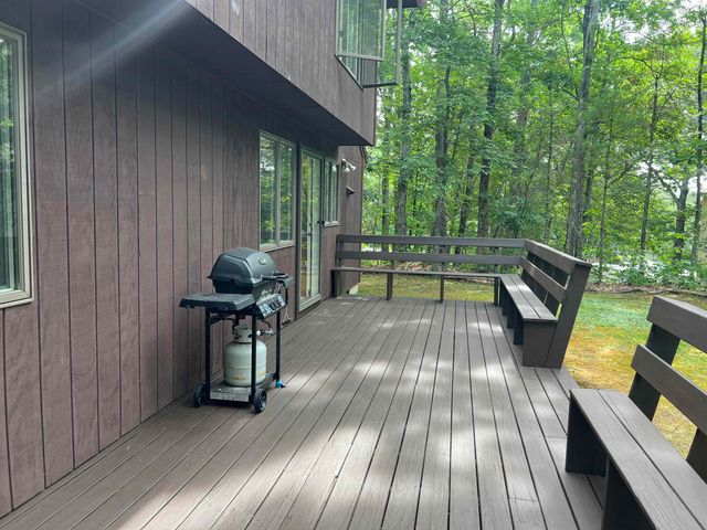1 Great Hill Drive, Newmarket, NH 03857