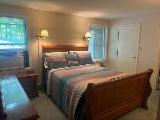 1 Great Hill Drive, Newmarket, NH 03857