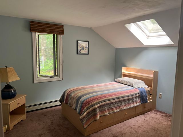 1 Great Hill Drive, Newmarket, NH 03857