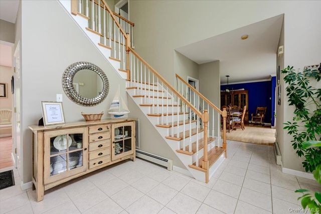 24 Muscoot Road E, Mahopac, NY 10541
