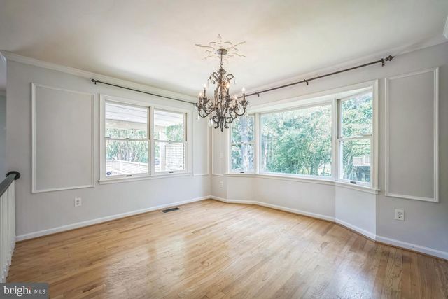 7330 LEWINSVILLE PARK CT, Mclean, VA 22101