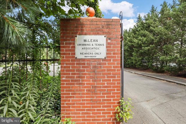 7330 LEWINSVILLE PARK CT, Mclean, VA 22101