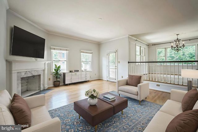 7330 LEWINSVILLE PARK CT, Mclean, VA 22101