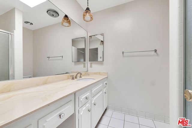 324 S Rexford Drive, Beverly Hills, CA 90212