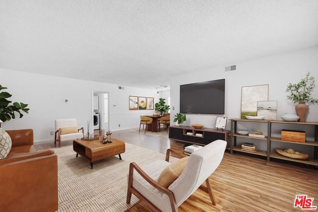 324 S Rexford Drive, Beverly Hills, CA 90212