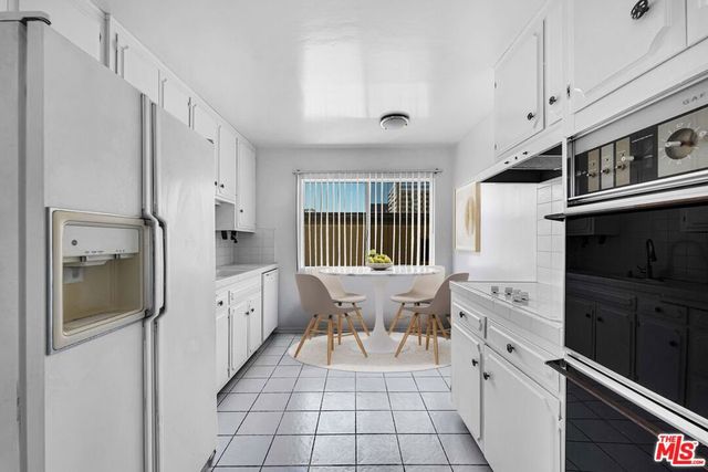 324 S Rexford Drive, Beverly Hills, CA 90212