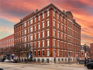 408 W Saint Clair Avenue 213, Cleveland, OH 44113