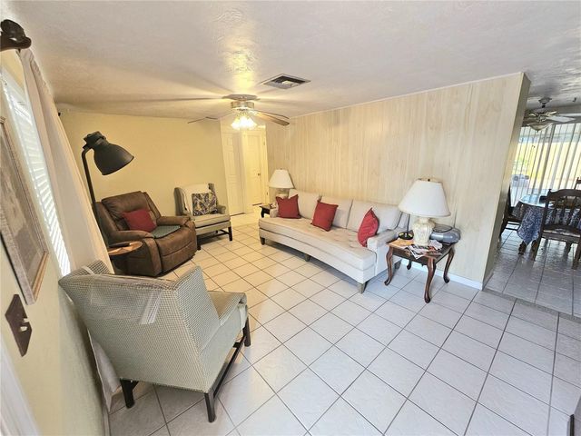 6027 9TH AVENUE, New Port Richey, FL 34653