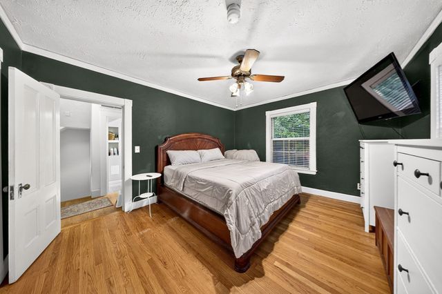 18 Bancroft Park 18, Hopedale, MA 01747