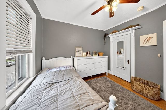 18 Bancroft Park 18, Hopedale, MA 01747