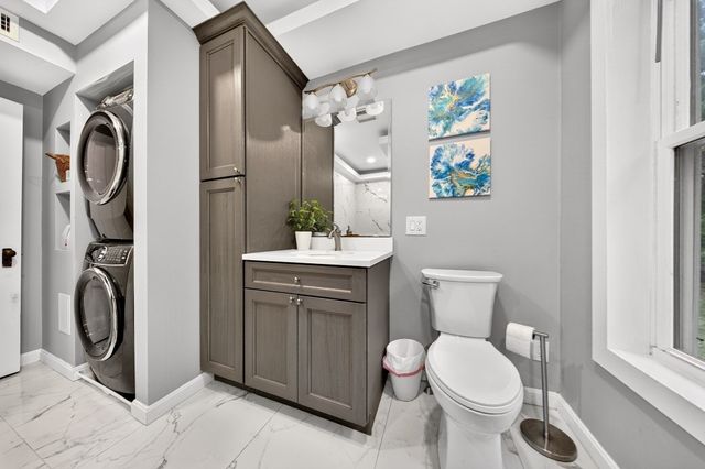 18 Bancroft Park 18, Hopedale, MA 01747
