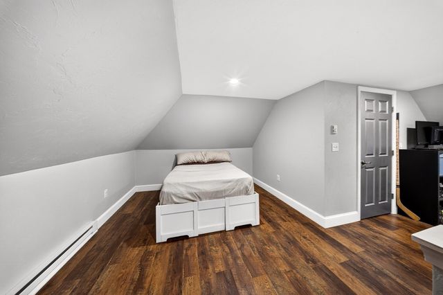 18 Bancroft Park 18, Hopedale, MA 01747