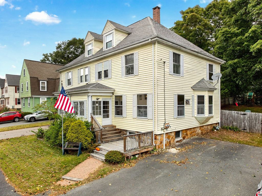 18 Bancroft Park 18, Hopedale, MA 01747