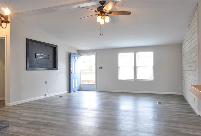 8469 Knollwood Dr., Myrtle Beach, SC 29588