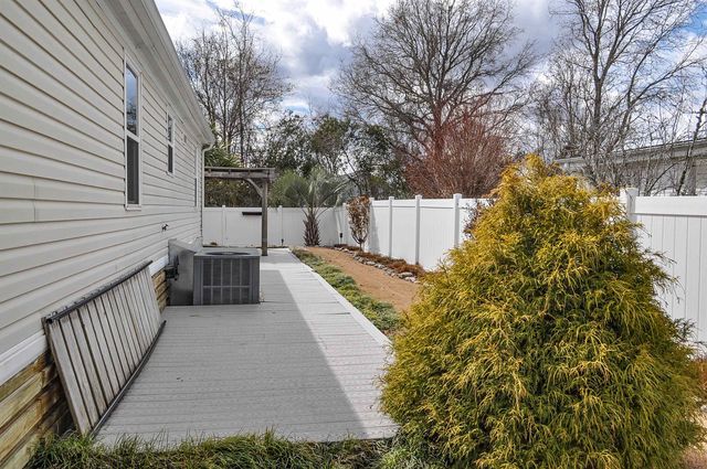 8469 Knollwood Dr., Myrtle Beach, SC 29588