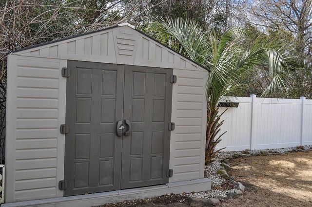 8469 Knollwood Dr., Myrtle Beach, SC 29588