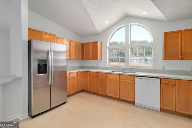 108 Stonesthrow Court, Guyton, GA 31312