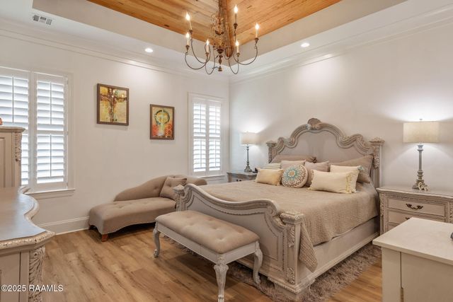 227 Canary Palm Way, Broussard, LA 70518
