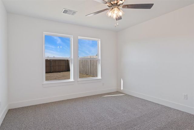 315 Woodrock Street, Harrah, OK 73045