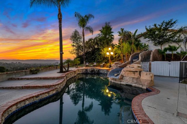 4525 Tenango Drive, Woodland Hills, CA 91364