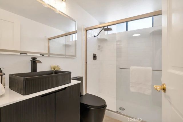4525 Tenango Drive, Woodland Hills, CA 91364