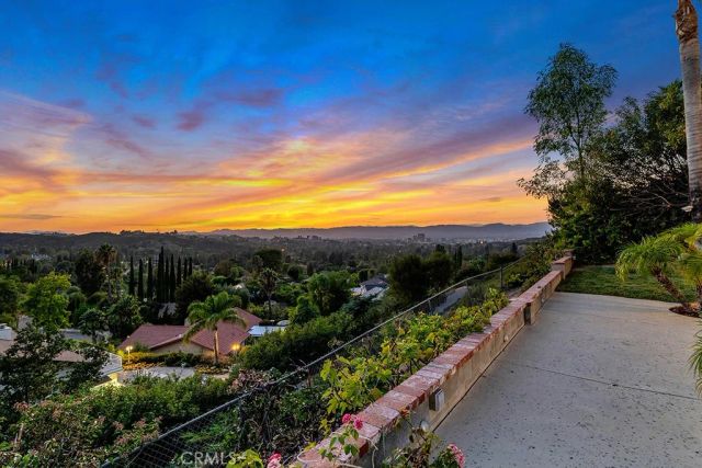 4525 Tenango Drive, Woodland Hills, CA 91364