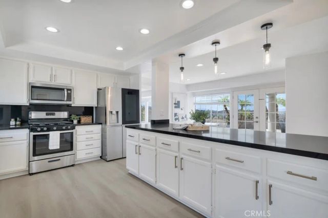 4525 Tenango Drive, Woodland Hills, CA 91364