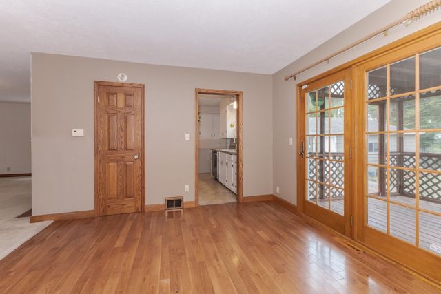 1114 Beechwood Avenue, Bloomington, IL 61701