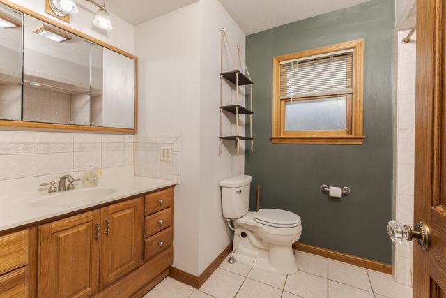 1114 Beechwood Avenue, Bloomington, IL 61701