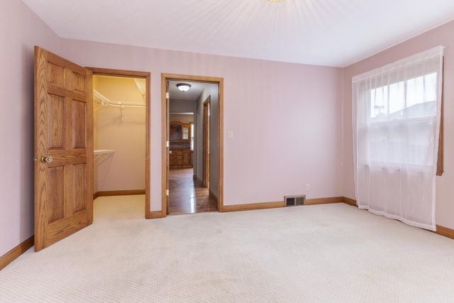 1114 Beechwood Avenue, Bloomington, IL 61701