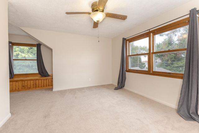 1114 Beechwood Avenue, Bloomington, IL 61701