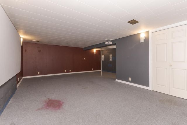 1114 Beechwood Avenue, Bloomington, IL 61701