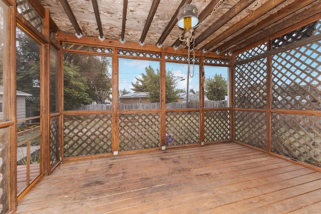 1114 Beechwood Avenue, Bloomington, IL 61701