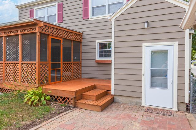 1114 Beechwood Avenue, Bloomington, IL 61701