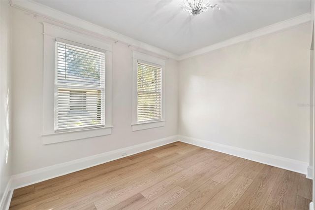 5709 N SUWANEE AVENUE, Tampa, FL 33604