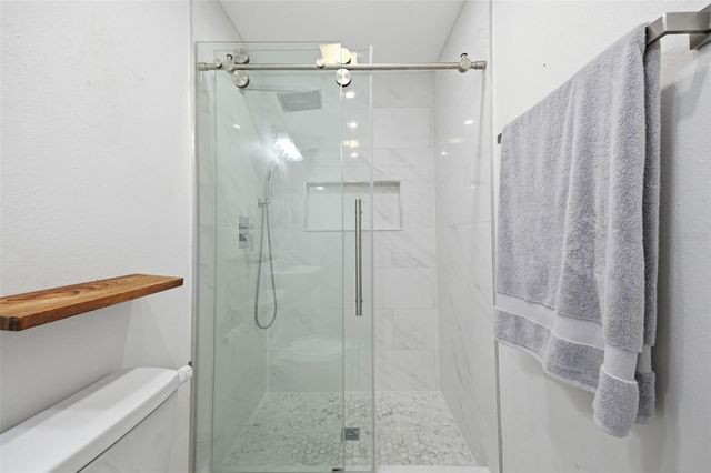 5709 N SUWANEE AVENUE, Tampa, FL 33604