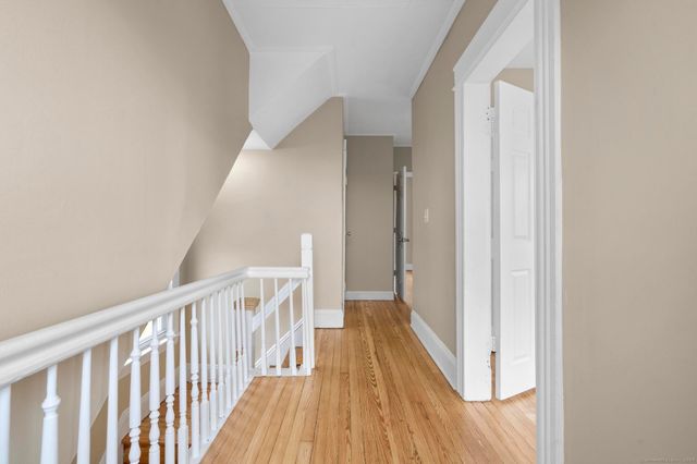 26 Woodmont Avenue, Bridgeport, CT 06606